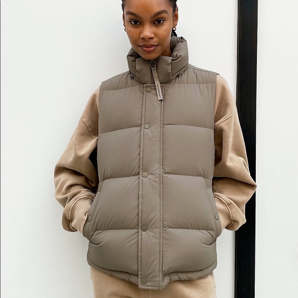 puffer vest aritzia